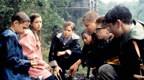 IT! (1990) TV Miniseries : Tommy Lee Wallace .